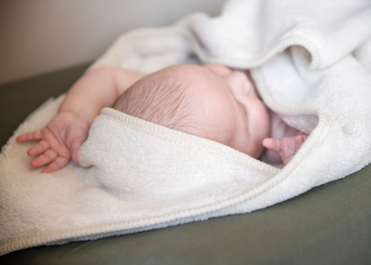 Wikkeldeken cozy warm linnen | personaliseer met naam - Spoiled baby